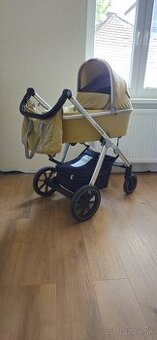 Predám kočiar +nejaké drobnosti