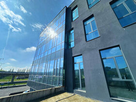 Predaj administratívnej budovy 8 903 m² v časti Košice - Niž - 1