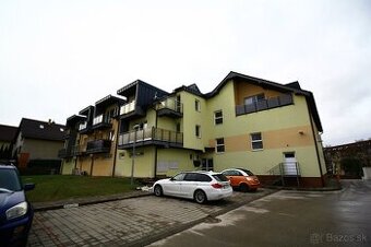1.izbový byt SL balkón