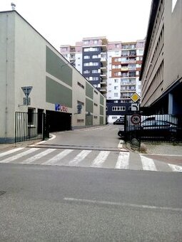 Prenaj.parkovacie státie na Mraziarenskej,  REZERVOVANÉ