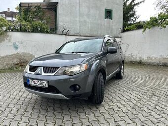 Mitsubishi outlander 2.2di-d dakar edition 7miest