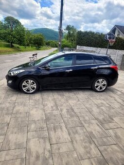 Hyundai I30 1,6CRDI Style,