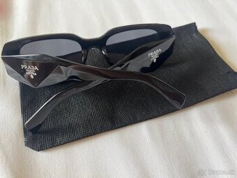 Prada slnečné okuliare