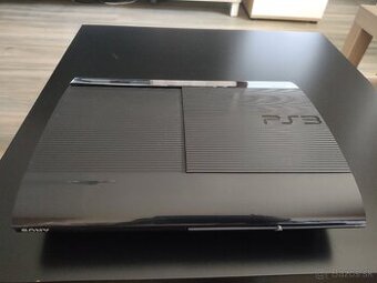 Predám PS3 Super Slim 120GB SSD+2×ovládač.