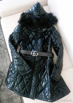 Trendy damsky cierny metalicky kabat s kapucnou NOVY