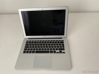 MacBook Air 13 palcový, 2015