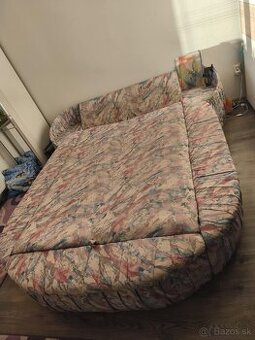 Manželská postel za odvoz