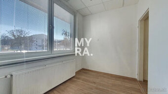 Kancelária s umývadlom 12,33m2 Kukučínova - Prenájom