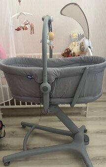 Chicco baby hug  postieľka 4v1