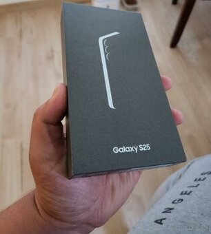 Samsung Galaxy S25 12GB/256GB icyblue ÚPLNE NOVÝ NEROZBALENÝ