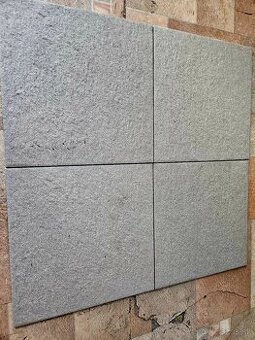 Dlažba 30x30 cm 3.5m2 – nová, mrazuvzdorná, protišmyko