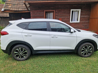 Tucson Diesel 1.6 CRDi 6-speed M/T 2WD SMART
