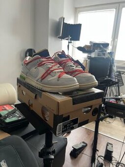 OFF-White x Nike Dunk Lot 23