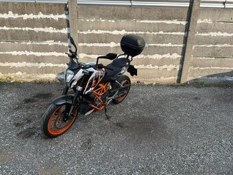 KTM DUKE 390