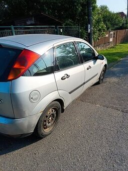 Ford focus - 1