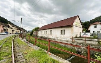 Rodinný starší dom na rekonštrukciu, Trenč. Teplá