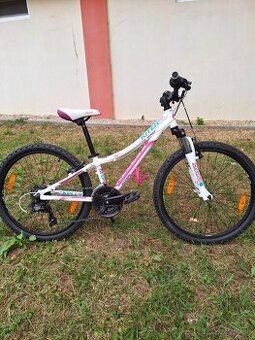 Dievčenský bicykel