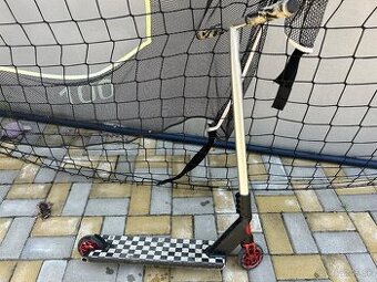 Značková kvalitná kolobežka-freestyle scooter tilt theorem