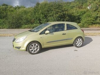 Predám Opel Corsa kat. M1