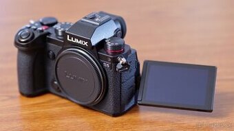 Panasonic S5- full frame bezzrkadkovka- telo