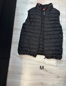 Pánska cierna vesta Tommy hilfiger 2