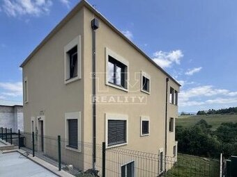 TOP PONUKA - NOVOSTAVBA - 4 izbový byt s predzáhradkou ...