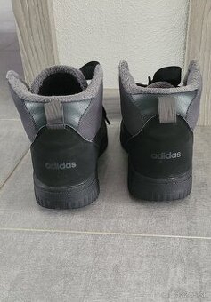 Zateplené tenisky ADIDAS