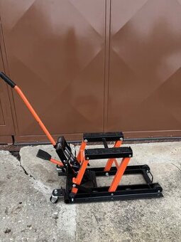 Predám hydraulický zdvihák na motorku / ATV – 680 kg