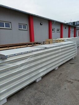 Sendvičové PUR / PIR panely – Strešné a stenové