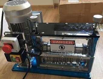 Lúpačka páračka káblovej izolácie 1-32mm 370W/230V Nova 25kg