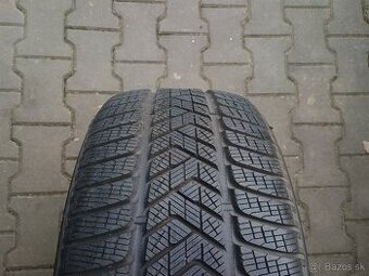 Zimná pneu Pirelli Scorpion Winter 255/40 R19 XL