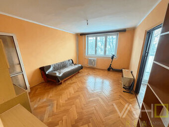 3-IZBOVÝ BYT S LOGGIOU  ŠPAČINSKÁ CESTA  64 m²  TRNAVA