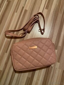Nová dámska crossbody kabelka