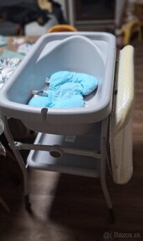 prebalovací pult + vanička (Chicco)