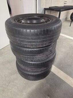 Plechové disky s letnými pneumatikami 205/65/R15