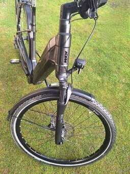 Výkonný elektrobicykel KTM - est. 1964