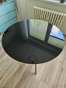 Čierny sklenený stôl 90x74