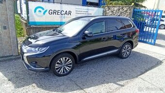 MITSUBISHI OUTLANDER 2,0 MIVEC  4WD CVT  SPIRIT