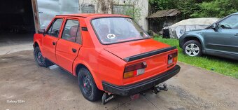 Skoda 105
