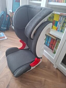 Autosedacka uzka Baier Adebar