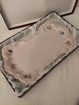 Ružový porcelán