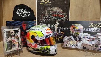 Max Verstappen - helma + plagat + karticka + podpis karta