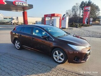 Toyota Avensis Executive 2.0 D-4D