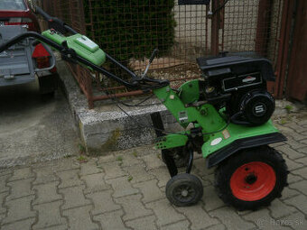Malotraktor s príslušenstvom- so spiatočkou-Wiking