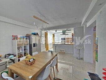 PREDAJ RD v lukratívnej časti, Nitra Čermáň