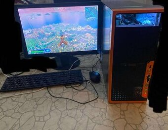 Predám starší herný pc i5 8 gb ram ssd 240 gb 1 gb gpu
