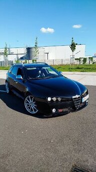 Alfa Romeo 159