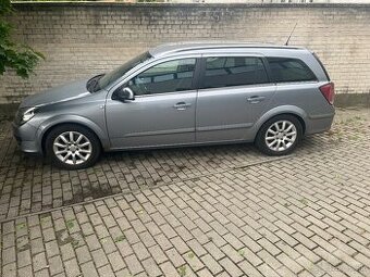 Opel Astra H 1.9CDTI