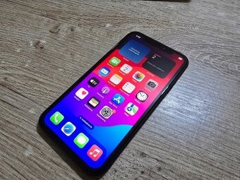 Iphone XR 128gb displej v super stave mal na sebe nalepene o