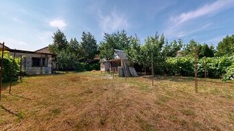 Rodinný dom s potenciálom v Senci – tichá lokalita, veľký po